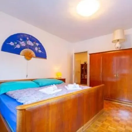Casa Campiscioni Appartamento Gambarogno